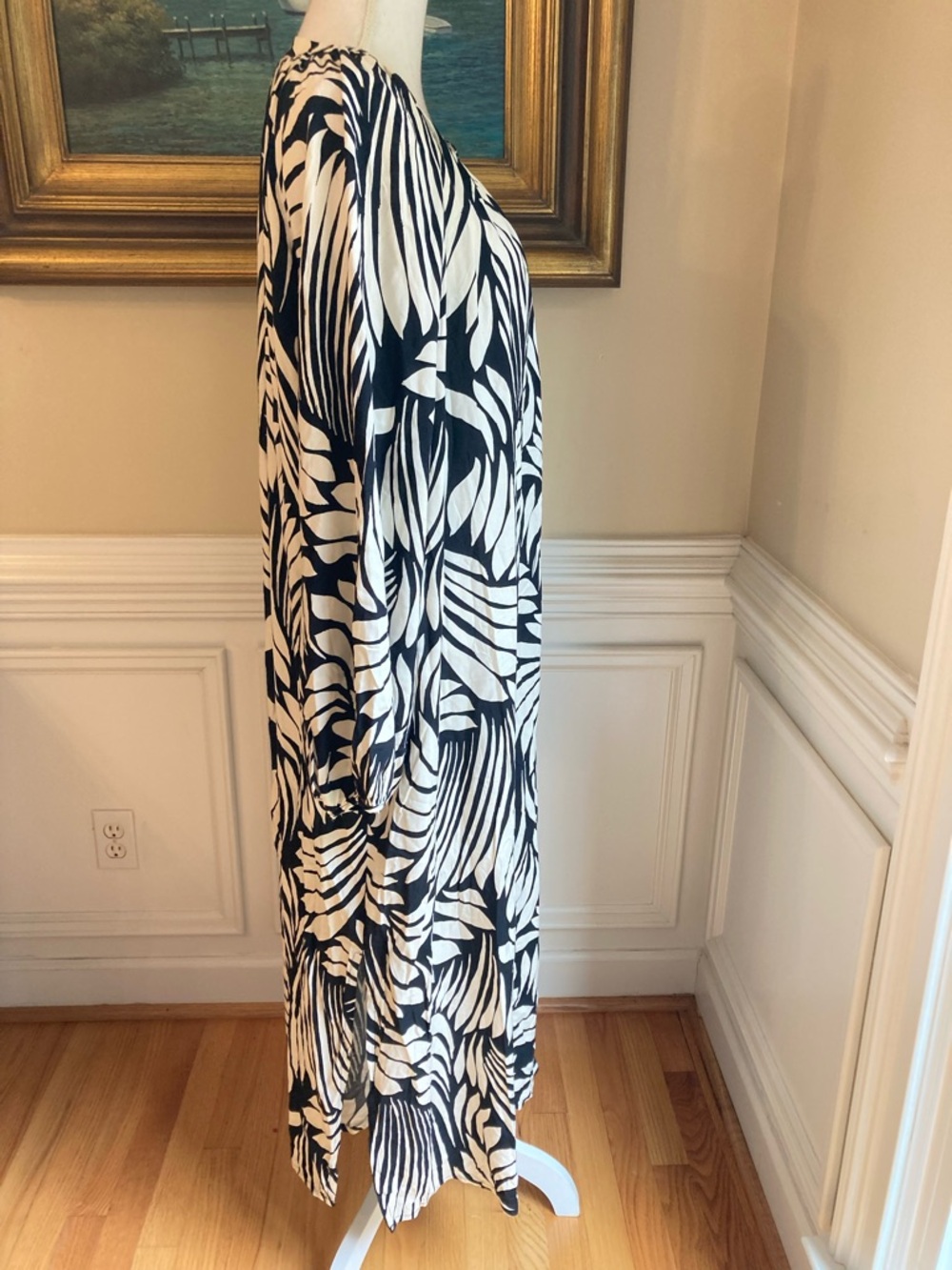H&M Black Leaf Print Viscose Kaftan Dress NWT - Picture 5 of 9